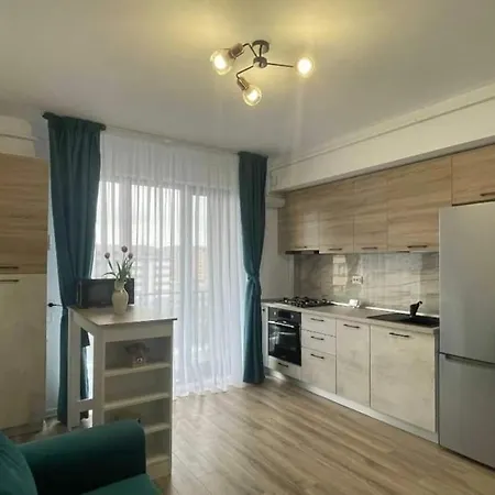 Apartamentul 2 *